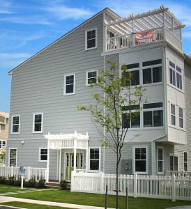 All units feature weather-resistant HardiPlank siding, and many include roof decks with views of the ocean. (Arverne by the Sea LLC)