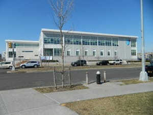 A 44,000-square-foot YMCA facility features swimming pools, a gymnasium, a ball field, and other recreational amenities. (Arverne by the Sea LLC)